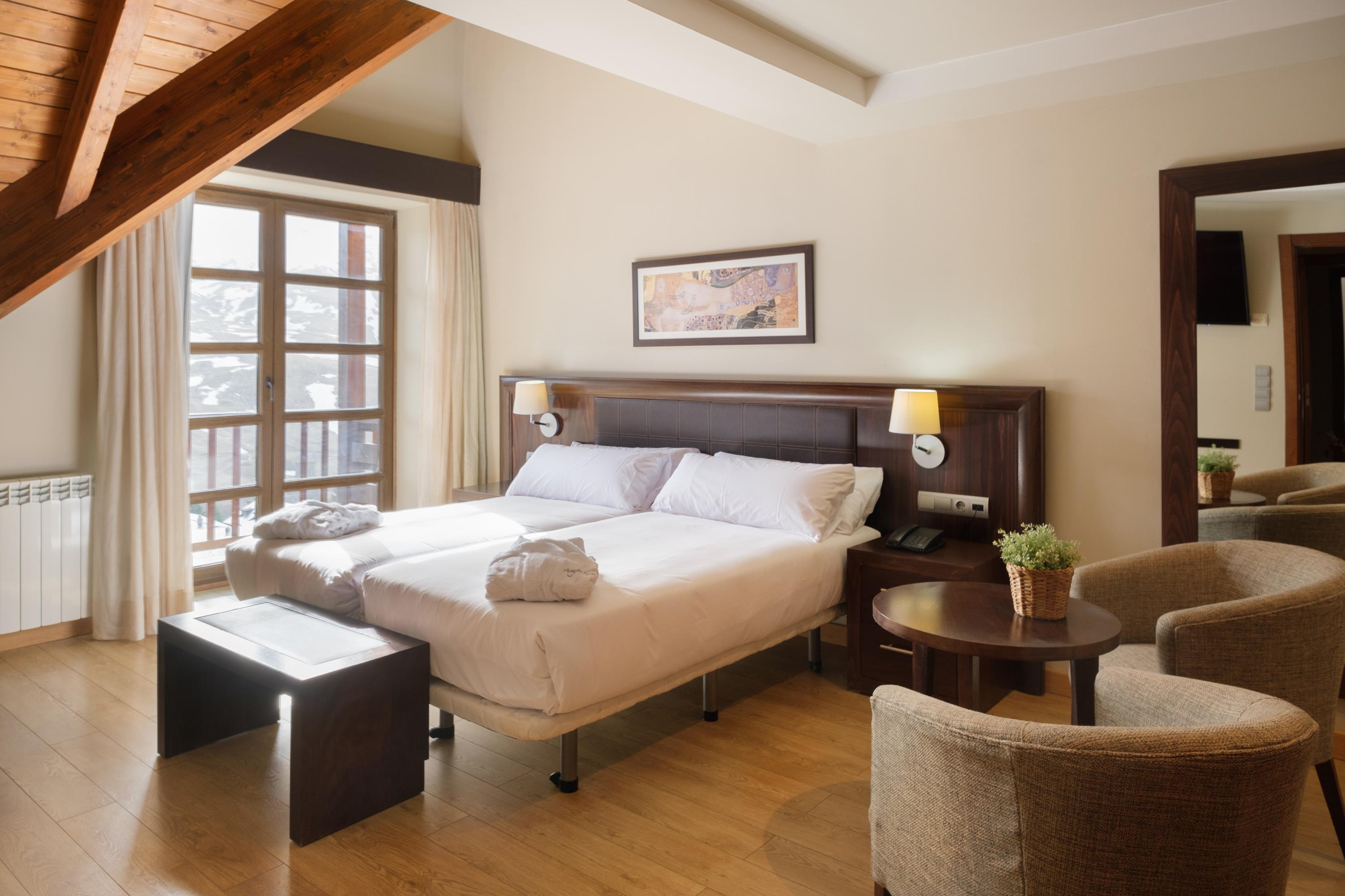 Hotel Aragon Hills&Spa Formigal Buitenkant foto