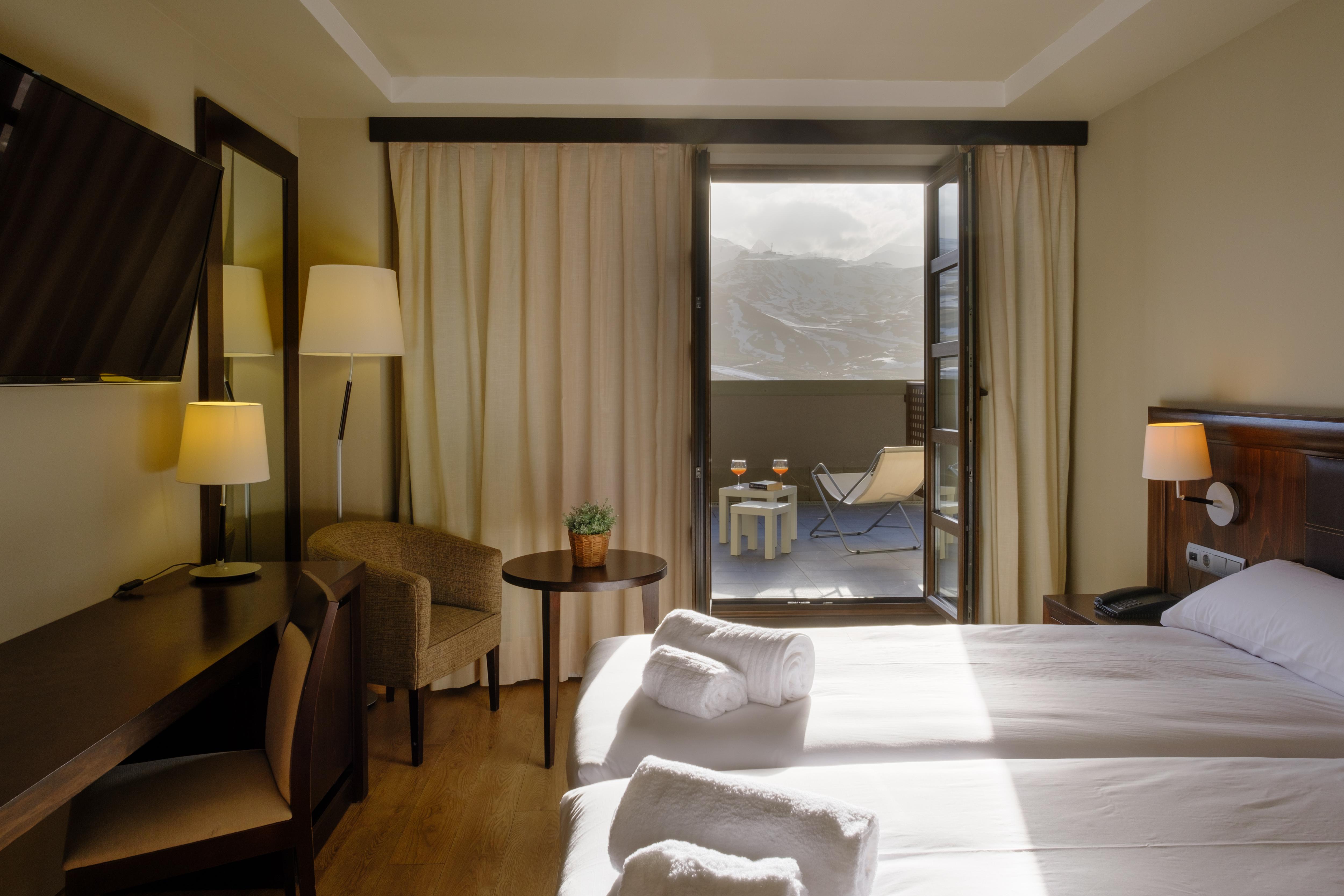 Hotel Aragon Hills&Spa Formigal Buitenkant foto